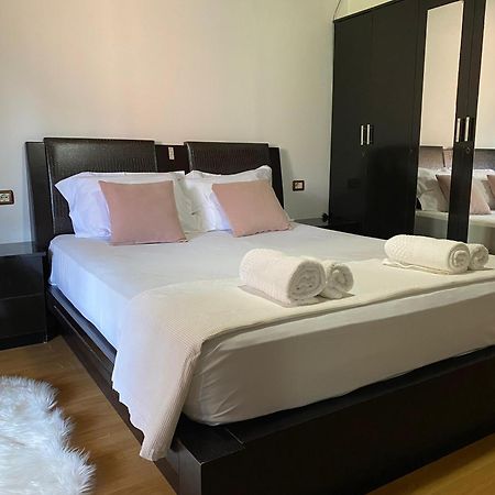 Bertis Guest House Gjirokastër المظهر الخارجي الصورة