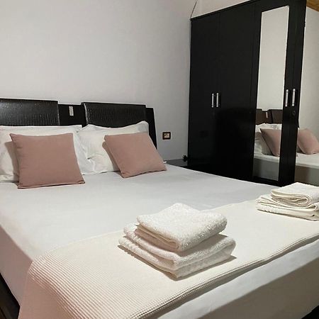 Bertis Guest House Gjirokastër المظهر الخارجي الصورة