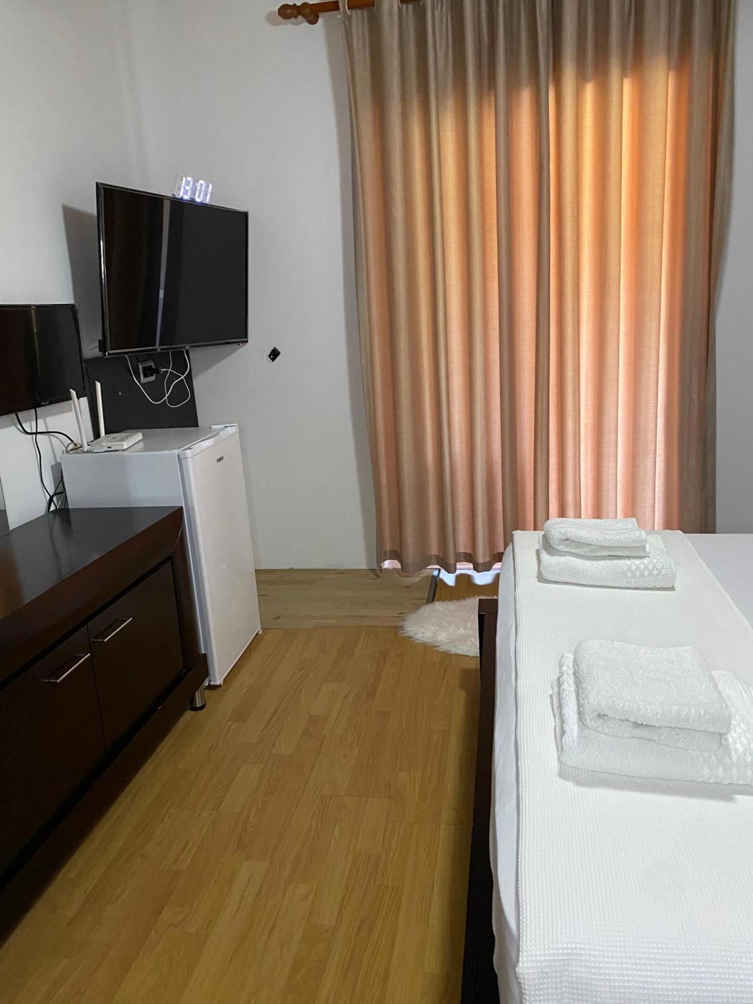 Bertis Guest House Gjirokastër المظهر الخارجي الصورة
